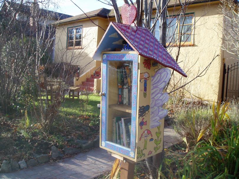 Clare Street Library street library, book sharing, book exchange, public art, little library, take a book, public art, Victoria, Vancouver Island, BC, Pacific Northwest